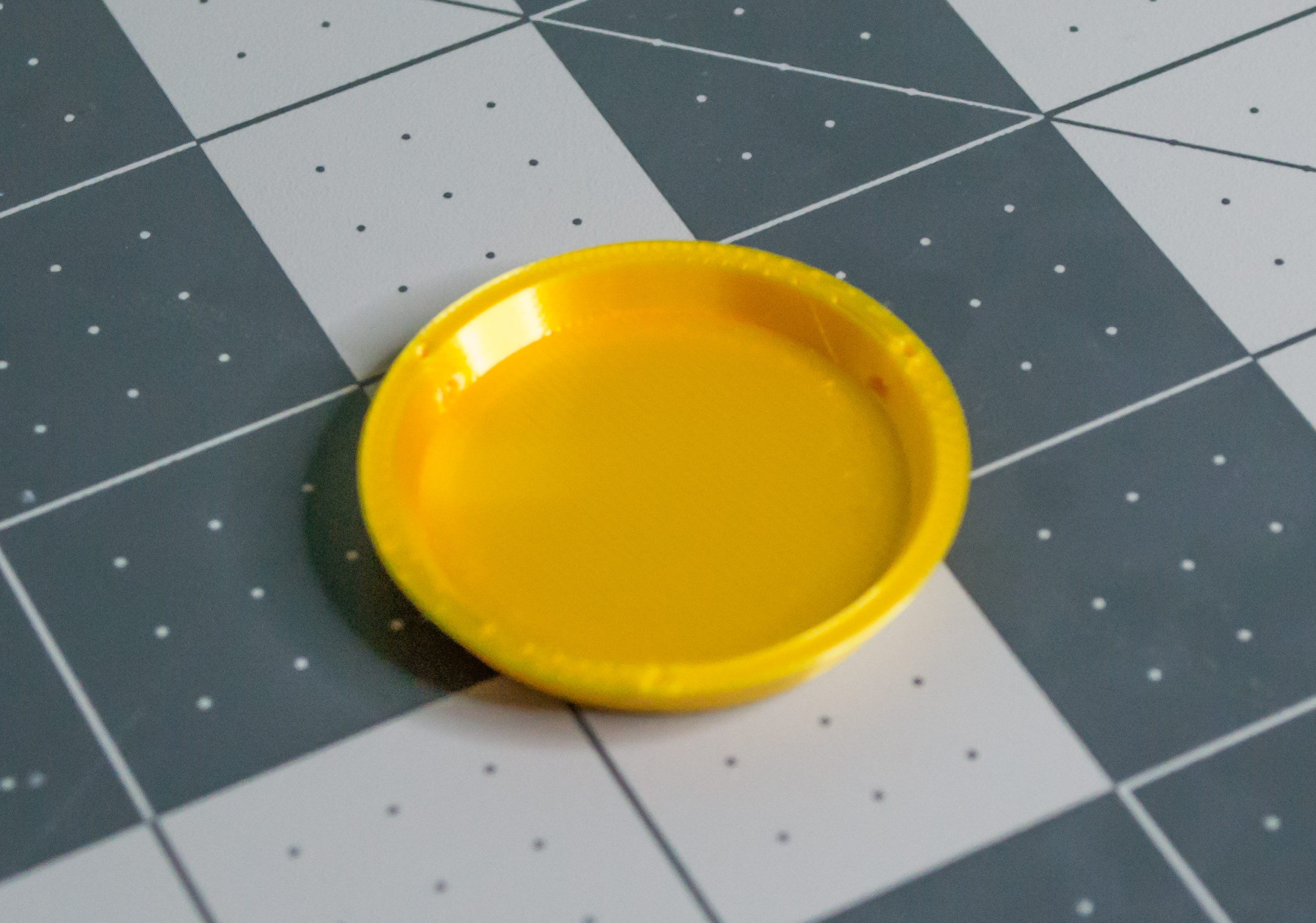 A 3D printed gold plate for VintageScale.