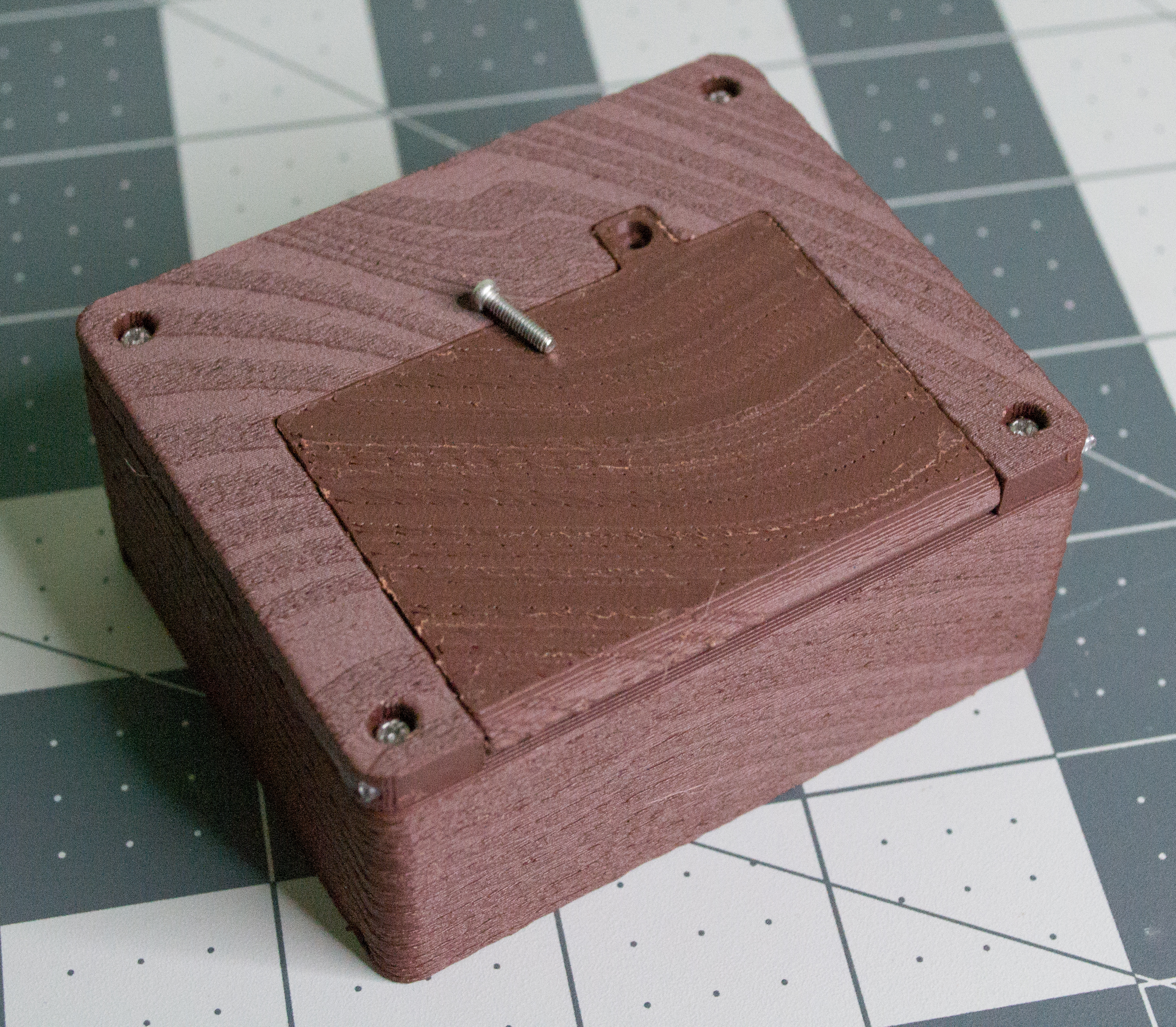 Adding a M2, 8 mm screw to hold VintageScale lid closed.